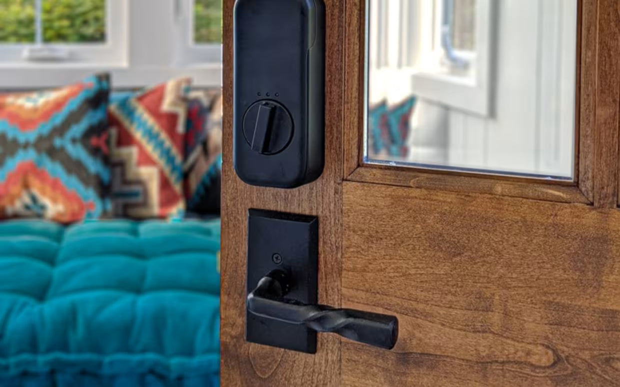 EMTEK Montrose Lever