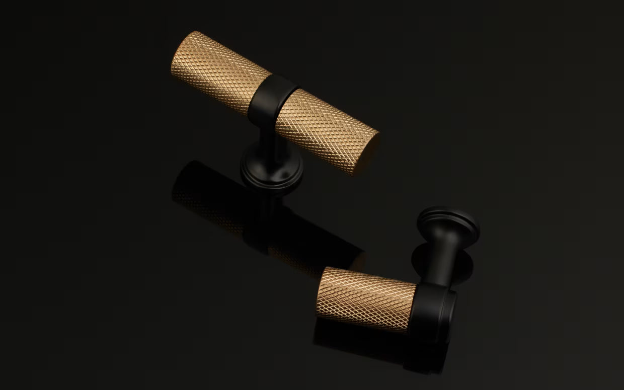 EMTEK Select Cabinet Finger Pull