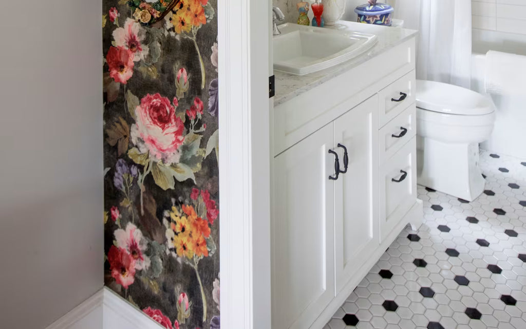 EMTEK Tuscany Bronze Ribbed Cabinet Pull