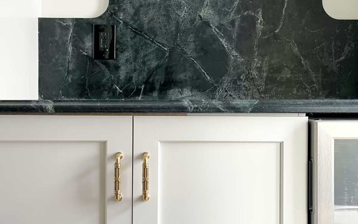 EMTEK Ribbon and Reed Estate Cabinet Pull