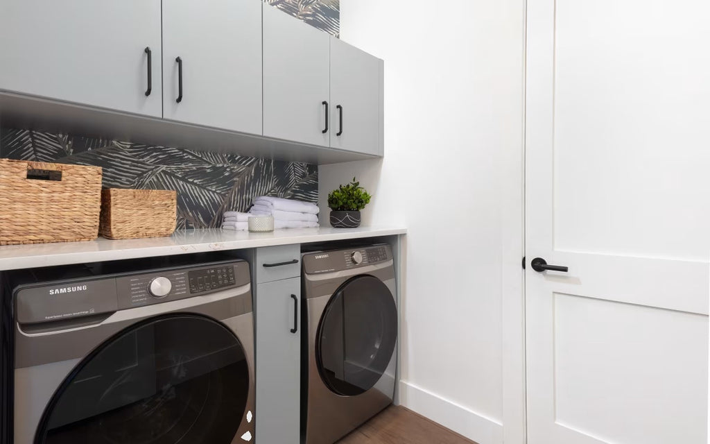 EMTEK Riviera Cabinet Pull